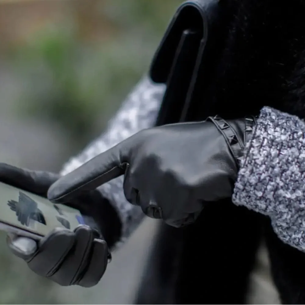 NWOT NAPO Stud Black Leather Gloves Touchscreen Compatible